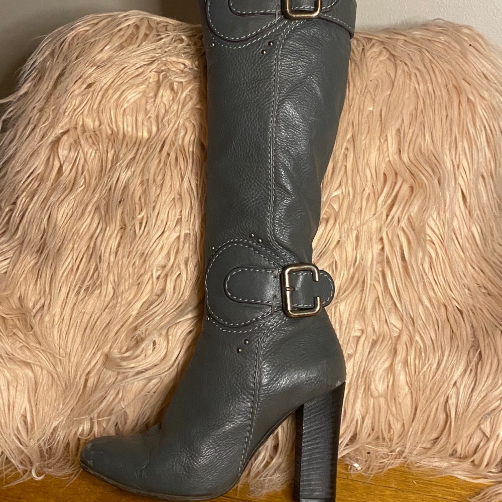 Chloe Boots Gray Leather - $1295 org, size 8.5